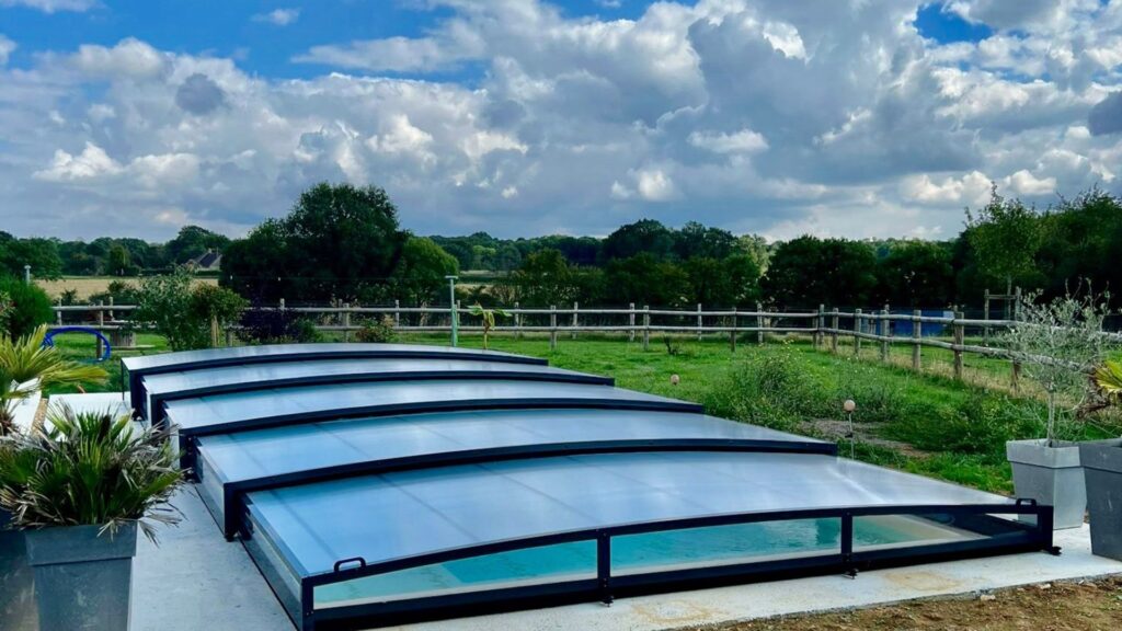 Abris de piscine ultra-bas et plats-CoverAbri-Abris de piscine en kit Abris de piscine ultra-bas et plats-CoverAbri-Abris de piscine en kit